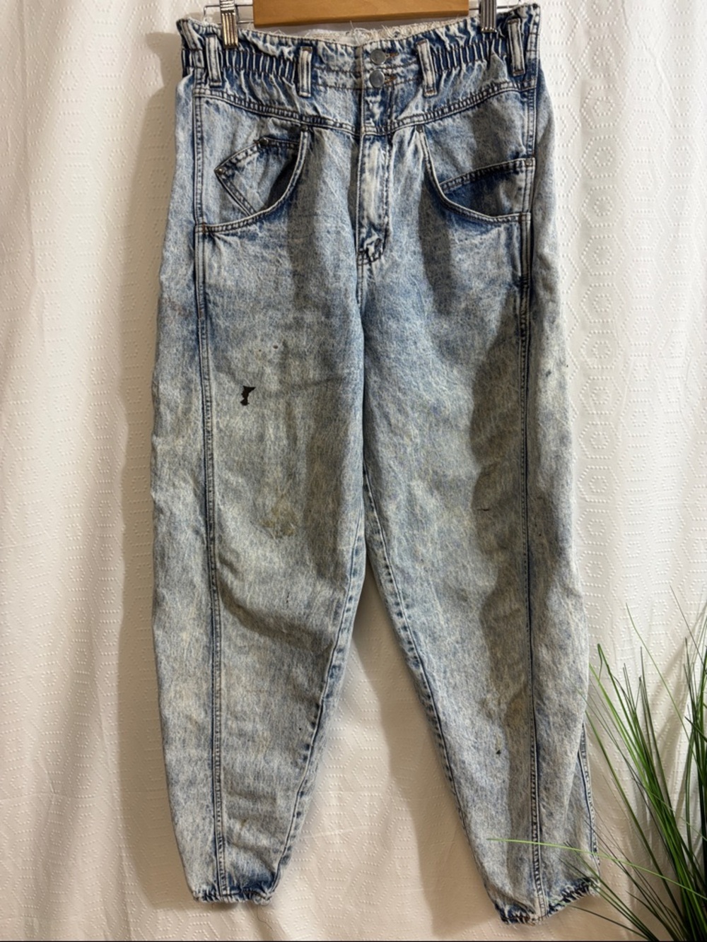 Vintage Paper bag Waist Acid Wash Levi’s Jeans Silver Tab Waist